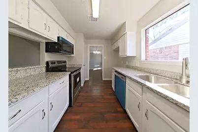 11210 Camphorwood Drive, Houston, TX 77089 - Photo 8