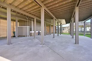 17614 Glei, Galveston, TX 77554 - Photo 6