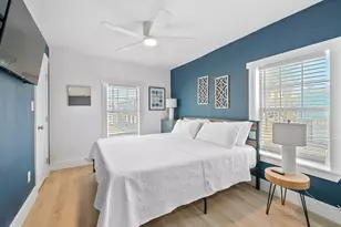 4017 Las Palmas St, Galveston, TX 77554 - Photo 16
