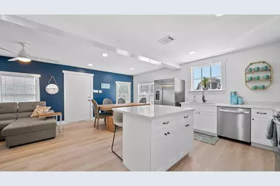 4017 Las Palmas Street, Galveston, TX 77554 - Photo 14