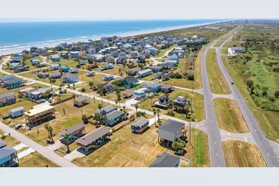 4017 Las Palmas Street, Galveston, TX 77554 - Photo 8