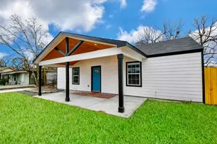 7703 McHenry St, Houston, TX 77087 - Photo 1