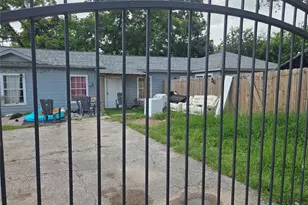 5023 Hoover St, Houston, TX 77092 - Photo 4