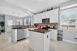 15975 W Bellefontaine Way, Tomball, TX 77377 - Photo 10