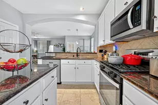 15975 W Bellefontaine Way, Tomball, TX 77377 - Photo 12