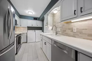 357 N Post Oak Ln, Houston, TX 77024 - Photo 6
