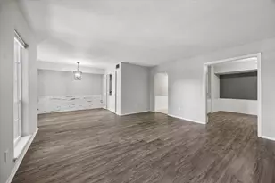 357 N Post Oak Ln, Houston, TX 77024 - Photo 8