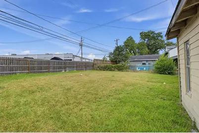 3815 Zephyr Street, Houston, TX 77021 - Photo 30