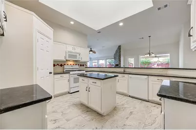 15831 Laurel Cove Cove, Tomball, TX 77377 - Photo 20