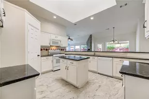 15831 Laurel Cove Cove, Tomball, TX 77377 - Photo 20