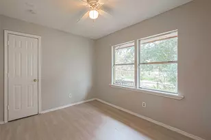 11615 Duane St, Houston, TX 77047 - Photo 12