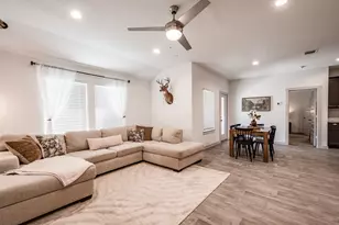 113 Big Spg Dr, Anahuac, TX 77514 - Photo 16