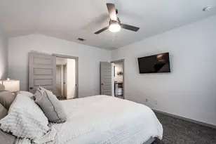 113 Big Spg Dr, Anahuac, TX 77514 - Photo 20