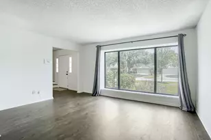 10115 Wayward Wind Ln, Houston, TX 77064 - Photo 6