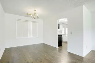 10115 Wayward Wind Ln, Houston, TX 77064 - Photo 8