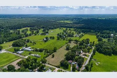 000 County Road 2060, Hull, TX 77564 - Photo 2