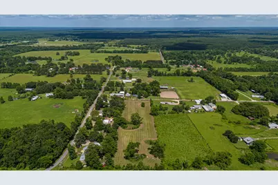 000 County Road 2060, Hull, TX 77564 - Photo 16