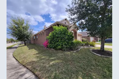 21103 Normandy Glen Street, Kingwood, TX 77339 - Photo 18