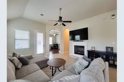 21103 Normandy Glen Street, Kingwood, TX 77339 - Photo 10