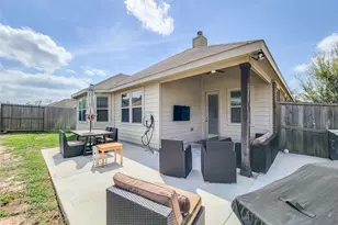 21103 Normandy Glen St, Kingwood, TX 77339 - Photo 2