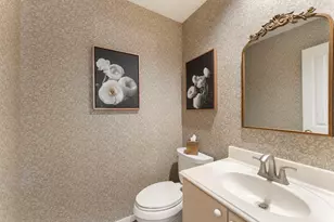 85 N Concord Forest Cir, The Woodlands, TX 77381 - Photo 10