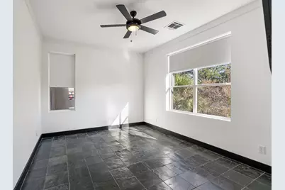 162 Vieux Carre Drive, Houston, TX 77009 - Photo 28