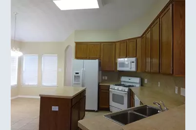 28819 Hidden Cove Drive, Magnolia, TX 77354 - Photo 2