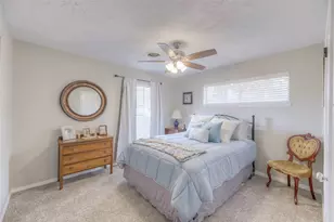 458 E Lake Dr, Livingston, TX 77351 - Photo 16