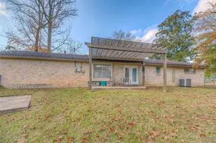 458 E Lake Dr, Livingston, TX 77351 - Photo 20