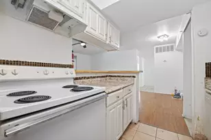 6001 Reims Rd, Houston, TX 77036 - Photo 10