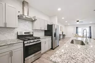 13 Hafer St, Baytown, TX 77520 - Photo 6