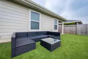 2919 Stamford Hl Ln, Houston, TX 77047 - Photo 32