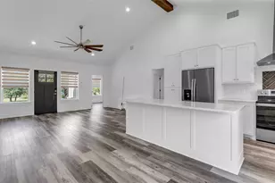 403 Oak Dr, Kingsland, TX 78639 - Photo 10