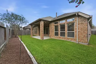 3338 Sterling Breeze Ln, Houston, TX 77365 - Photo 18