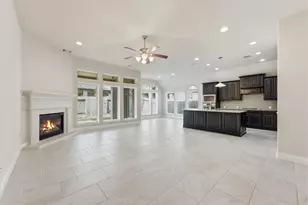 3338 Sterling Breeze Ln, Houston, TX 77365 - Photo 10