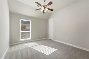 3338 Sterling Breeze Ln, Houston, TX 77365 - Photo 6