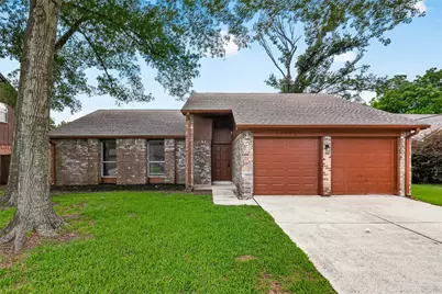 16730 Barkentine Lane, Friendswood, TX 77546 - Photo 1