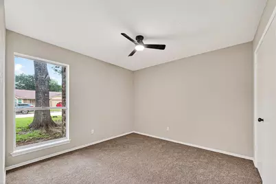 16730 Barkentine Lane, Friendswood, TX 77546 - Photo 12
