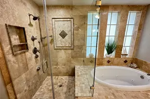 7002 Greatwood Trails Ct, Sugar Land, TX 77479 - Photo 30