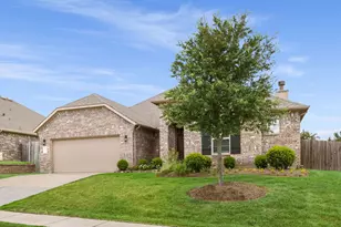 6023 Kittian Bay Ct, Conroe, TX 77304 - Photo 2