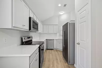 117 Harbour Town Circle, Montgomery, TX 77356 - Photo 10