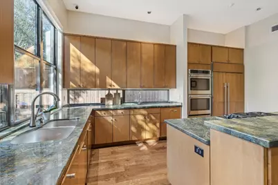 4013 Ella Lee Lane, Houston, TX 77027 - Photo 14