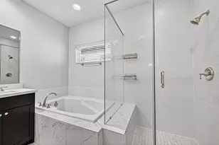 8225 Cambridge St, Houston, TX 77054 - Photo 34