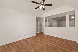 16315 April Ridge Dr, Houston, TX 77083 - Photo 30