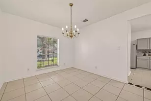 16315 April Ridge Dr, Houston, TX 77083 - Photo 4