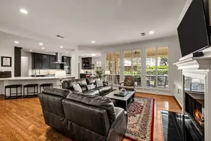 4 Crestwood Cir, Sugar Land, TX 77478 - Photo 20