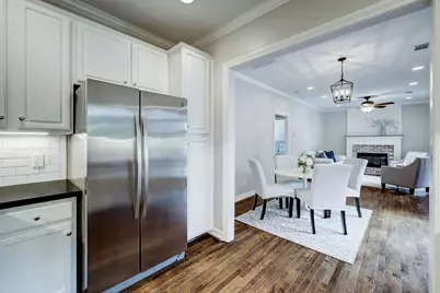 611 East 20th Street #Upper, Houston, TX 77008 - Photo 10
