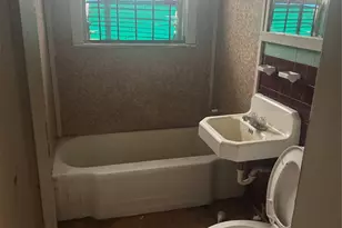 5950 Doolittle Blvd, Houston, TX 77033 - Photo 8