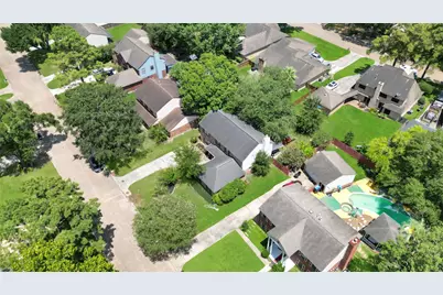 3806 Forest Village Drive, Houston, TX 77339 - Photo 36