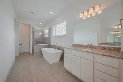 2907 Golden Isle Drive, Texas City, TX 77568 - Photo 32